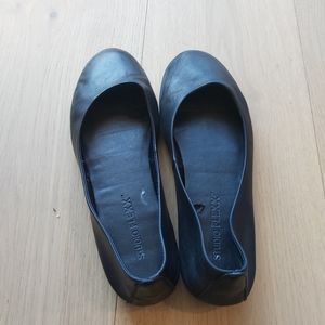Black Leather Ballet Flats (SIZE 8)